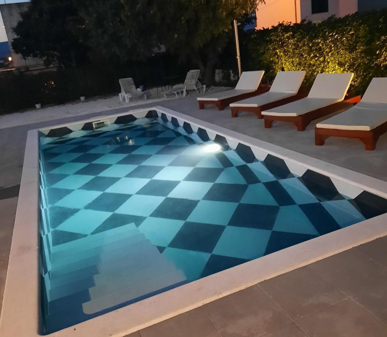 Holiday Home Nino With Amazing Swimming Pool สลาทิเน ภายนอก รูปภาพ